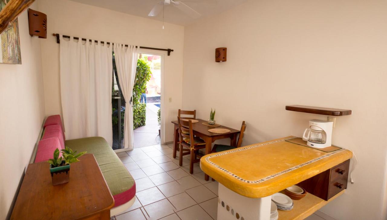 Canto Del Mar Hotel - Zihuatanejo - Suites Con Cocina ภายนอก รูปภาพ