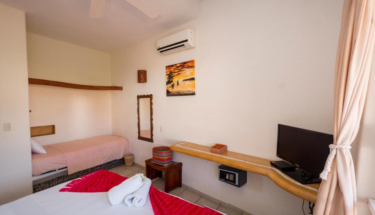 Canto Del Mar Hotel - Zihuatanejo - Suites Con Cocina ภายนอก รูปภาพ